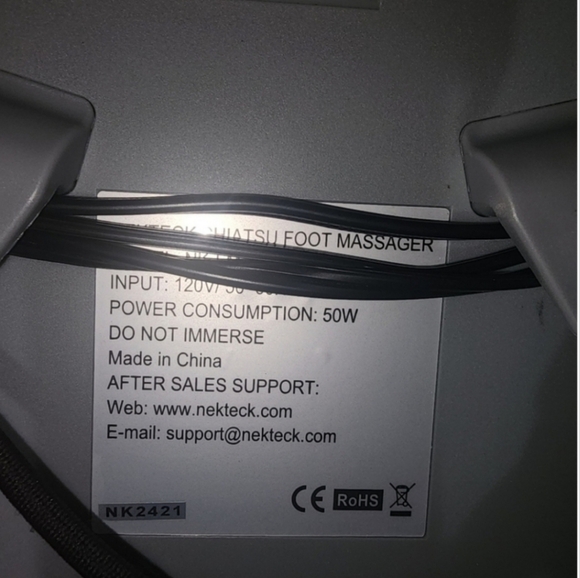 LIKE NEW Nekteck Foot Massager with Heat - Picture 7 of 8